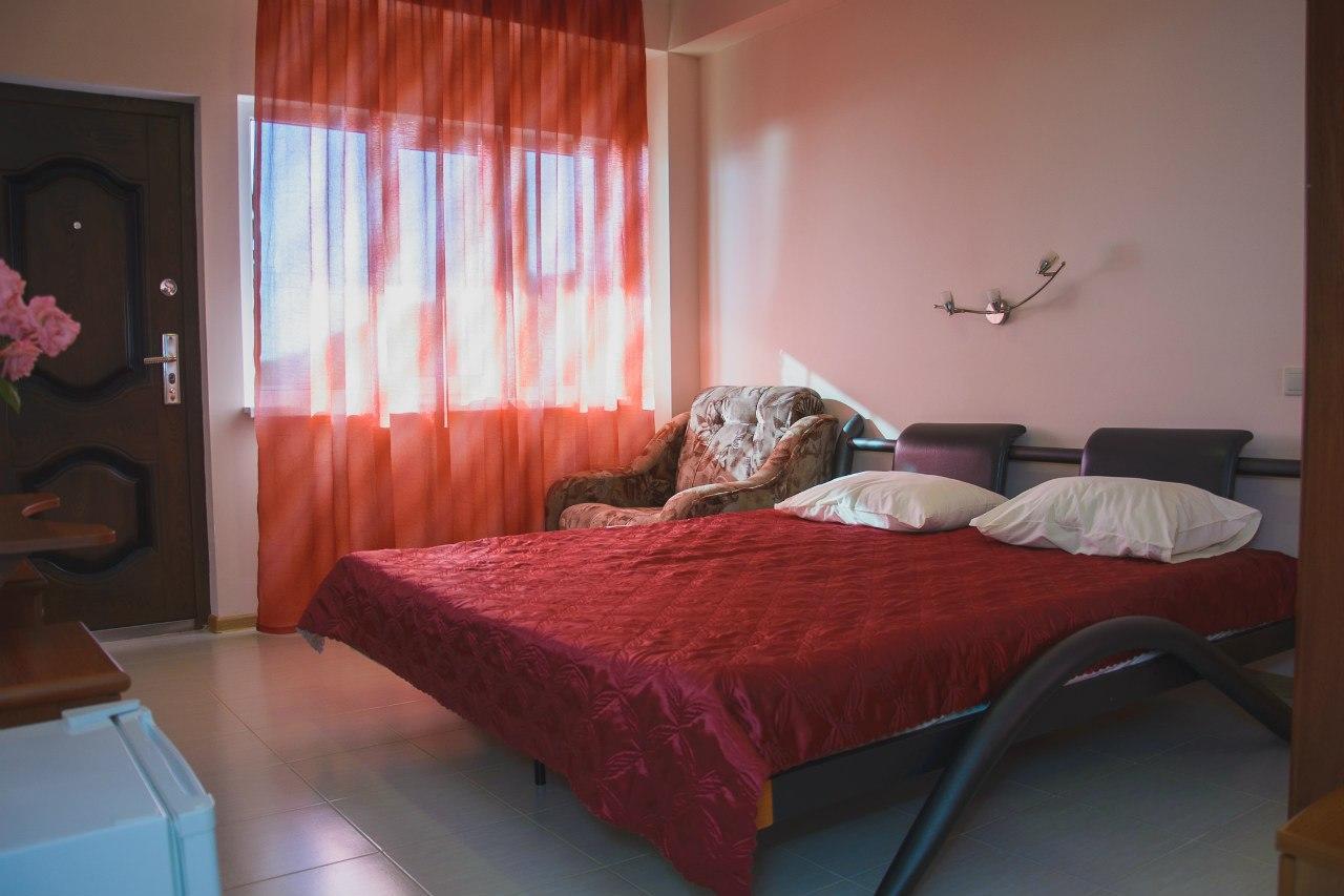 Guest House Arlen Gantiadi Exterior foto