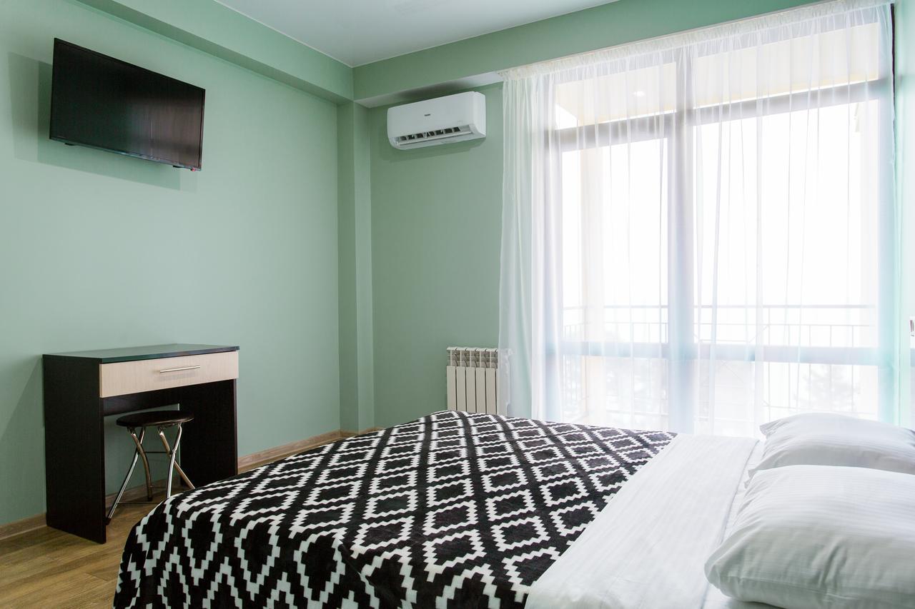 Guest House Arlen Gantiadi Exterior foto