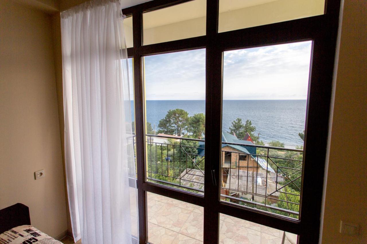 Guest House Arlen Gantiadi Exterior foto